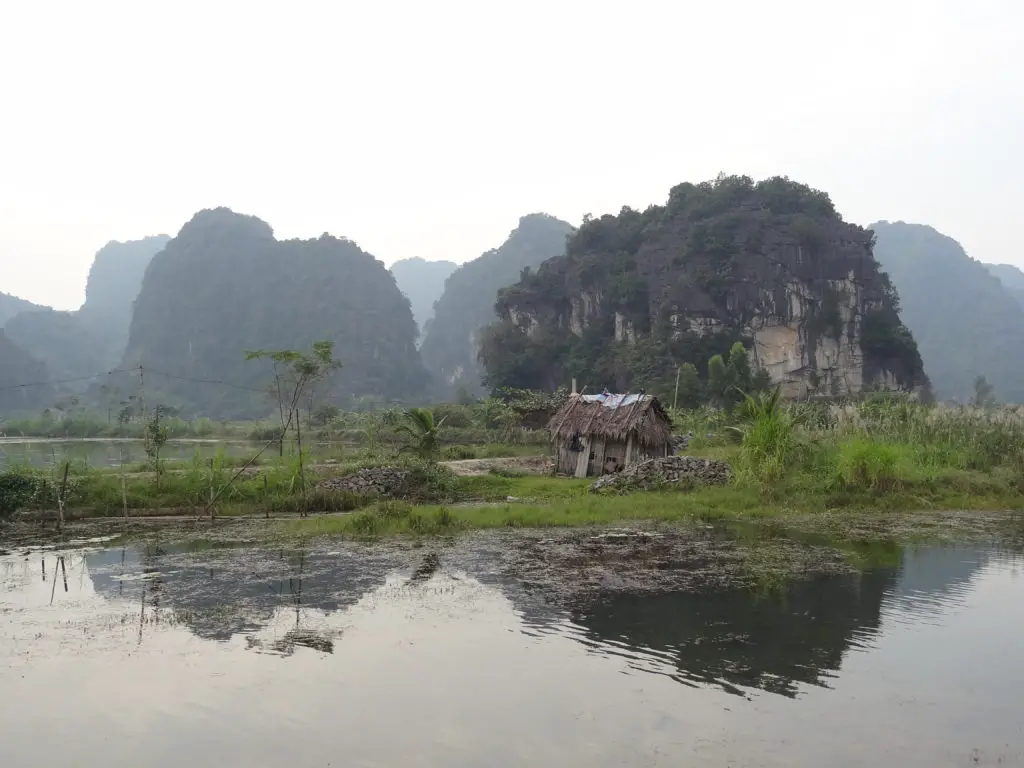 Baie d'Halong terrestre
