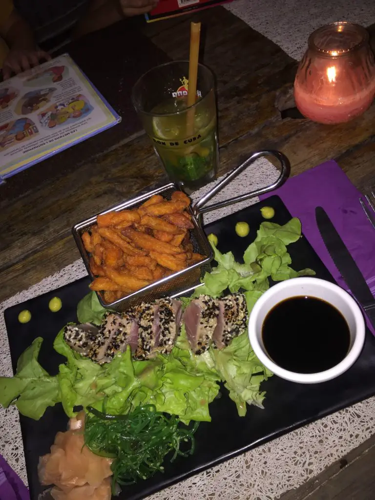 tataki de thon lili's beach - où manger en martinique